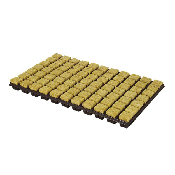 Plaque 77 cubes de laine de roche de 3.7 x 3.7 cm